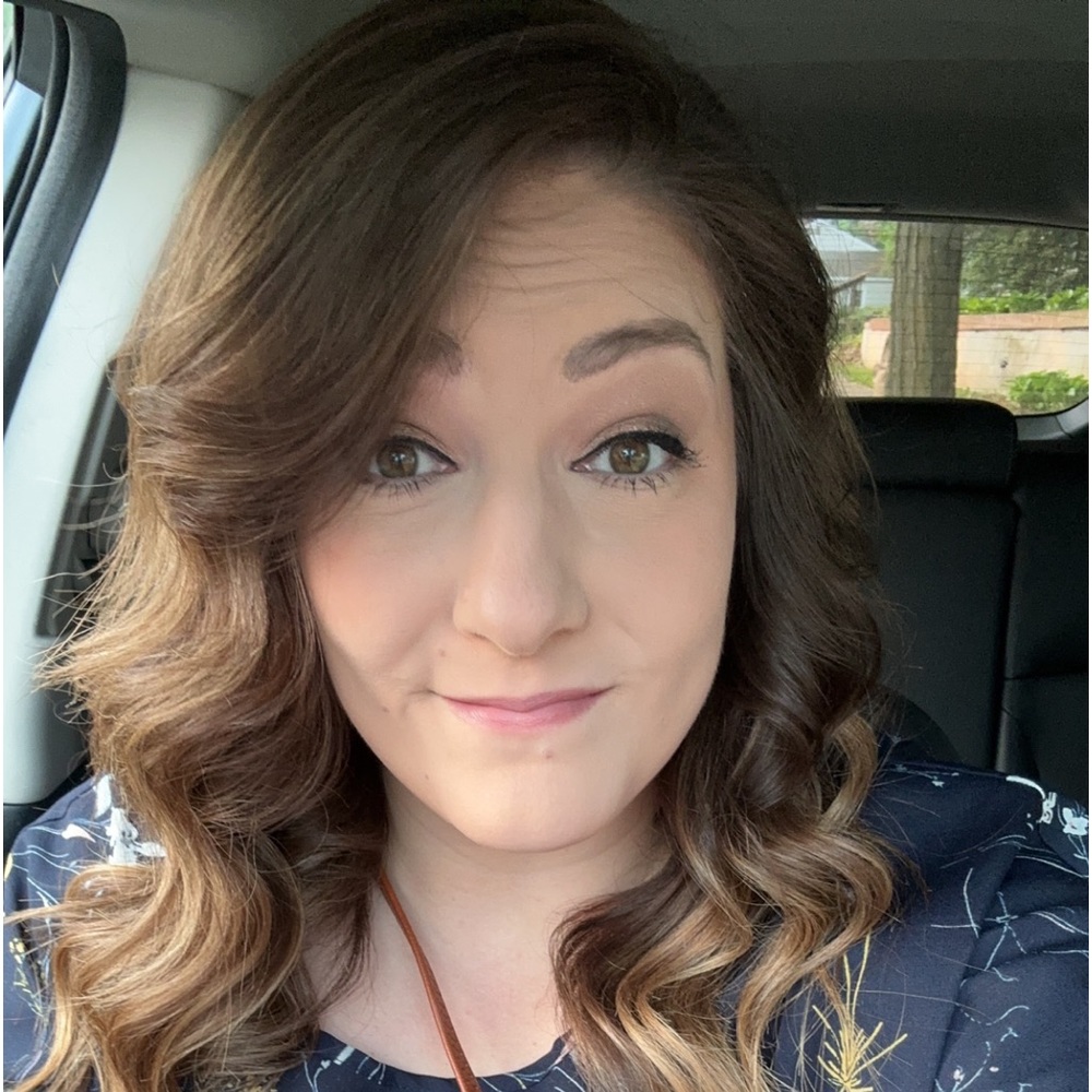 Meet your Posher, Kara